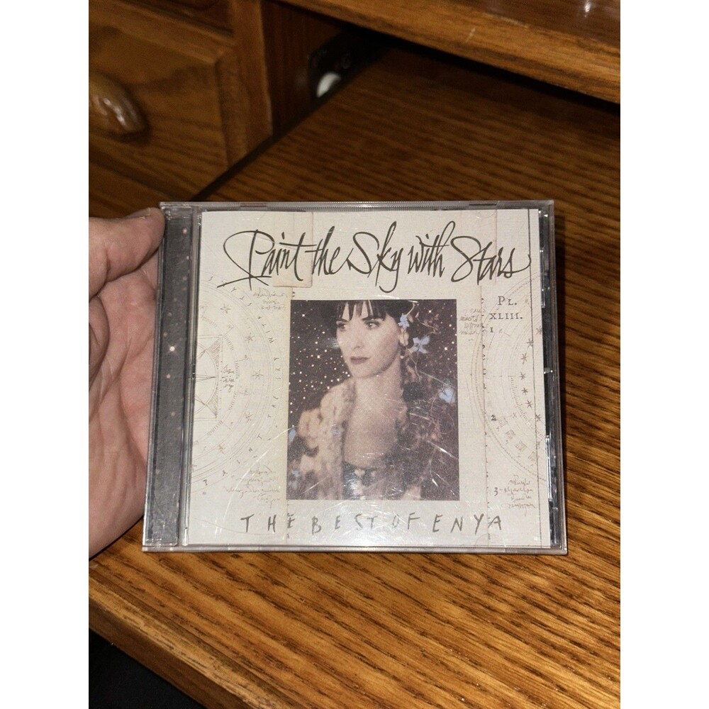 Paint the Sky with Stars:  The Best of Enya - Audio CD By Enya - VERY GOOD